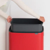 Кош за смет Brabantia Bo Touch Passion Red, 60 л thumbnail
