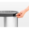 Кош за пране с метален капак Brabantia Brilliant Steel, 60 л thumbnail