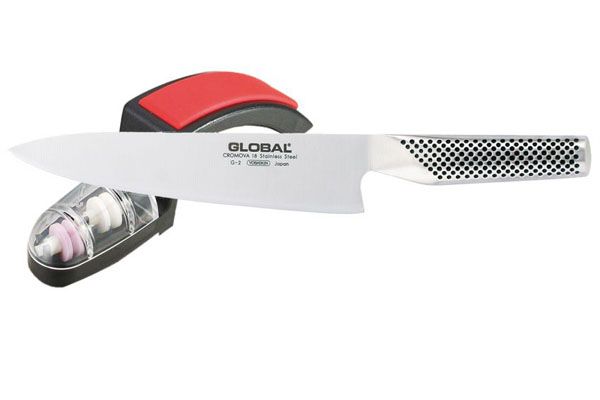 Комплект готварски нож G-2 и керамично точило Global