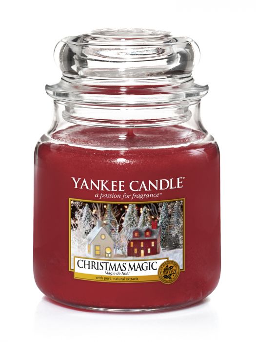 Ароматна свещ в среден буркан Yankee Candle Christmas Magic