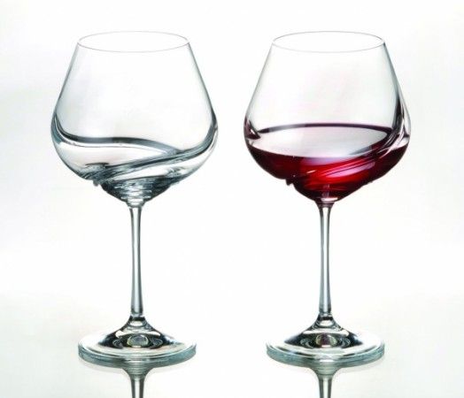 Kомплект 2 бр. чаши от кристалин за червено вино Bohemia Crystalex Turbulence 570 мл
