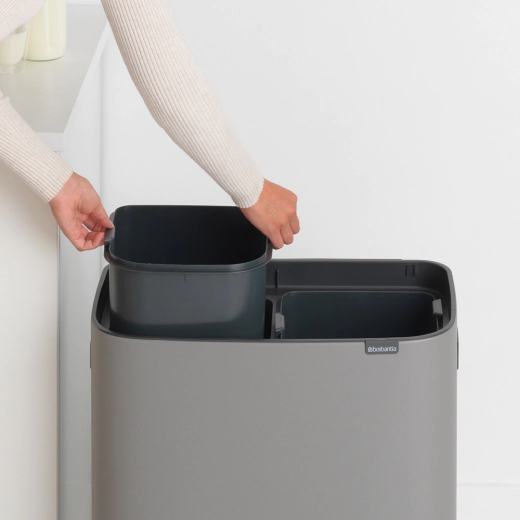 Кош за смет Brabantia Bo Touch Mineral Concrete Grey, 2 x 30 л