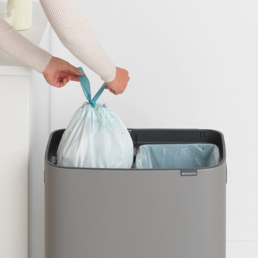 Кош за смет Brabantia Bo Touch Mineral Concrete Grey, 2 x 30 л
