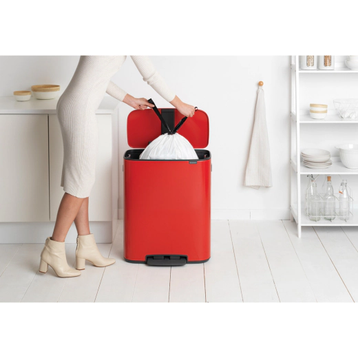 Кош за смет Brabantia Bo Pedal Passion Red, 60 л