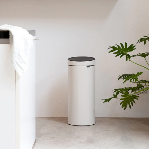 Кош за смет Brabantia Touch Bin New 30 л, Soft Beige