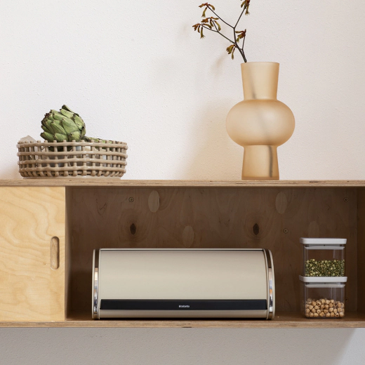 Кутия за хляб Brabantia Roll Top Soft Beige