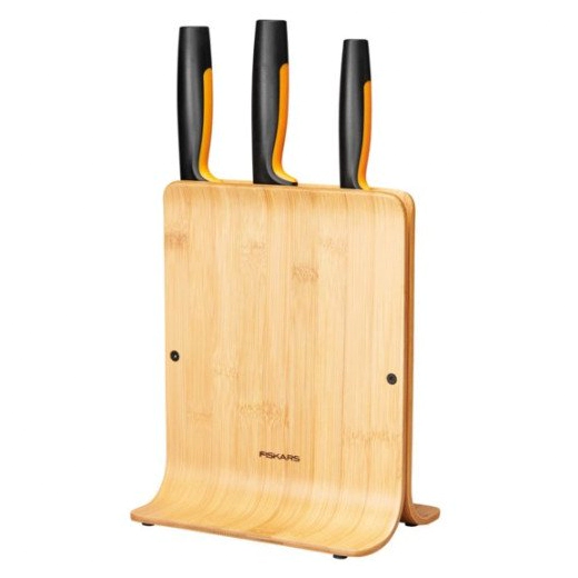 Комплект 3 броя ножове с бамбукова поставка Fiskars