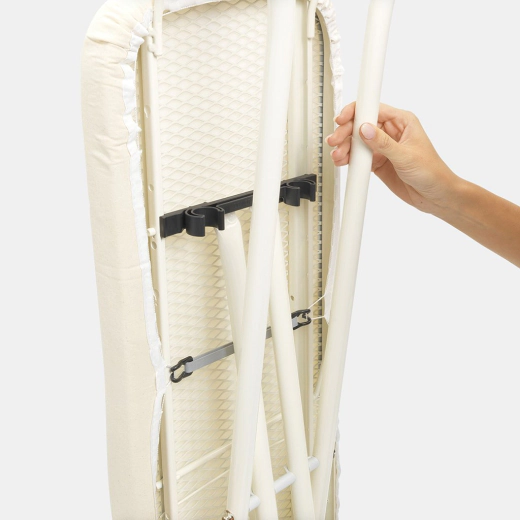 Маса за гладене с широка поставка за ютия Brabantia Barley, B 124 x 38 см