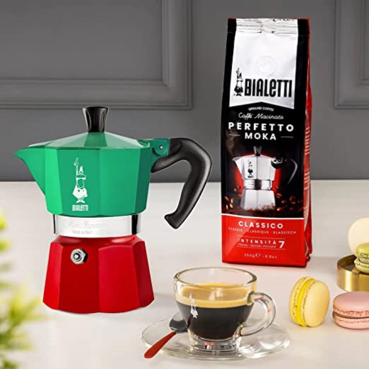 Кафеварка Bialetti Moka Express Tricolore 6 чаши