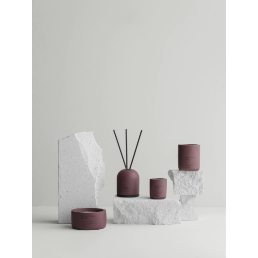 Ароматна свещ Blomus Fraga - аромат Cinnamon & Apple, S размер